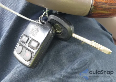 2002 Jaguar Xk8 from USA, damaged, VIN SAJDA42C02NA23074